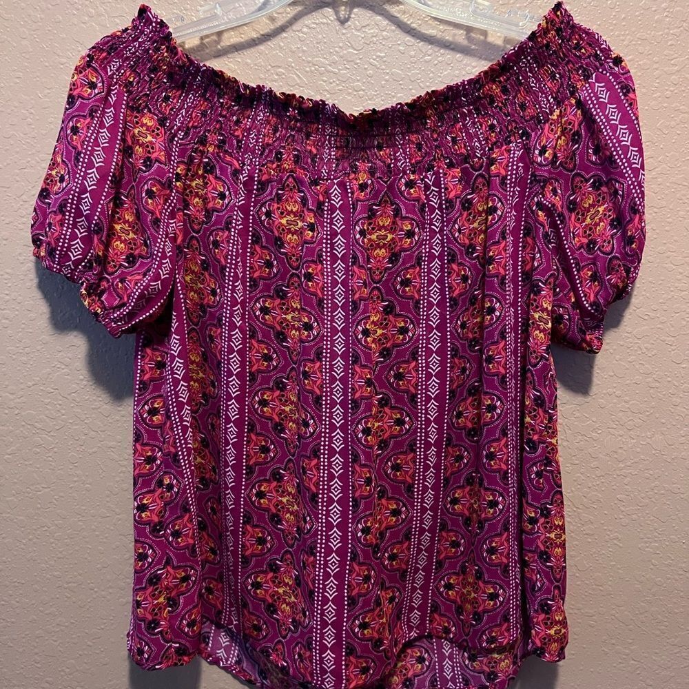 Charming Charlie red patterned top - Picture 2 of 7